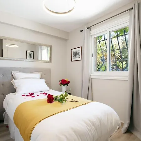 Le Castel Rose Super Cannes, Face Aux Iles De Lerins
