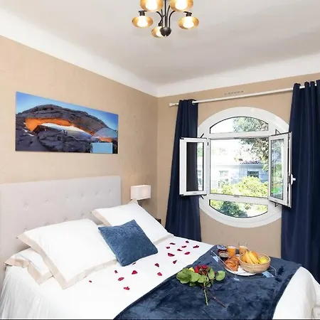 Le Castel Rose Super Cannes, Face Aux Iles De Lerins * Vallauris